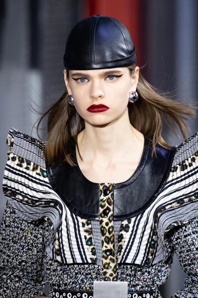 Look 6